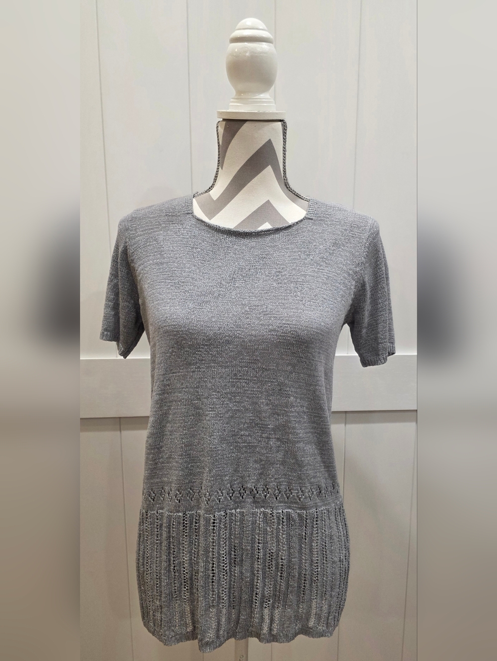 Saks Fifth Avenue Women's Blouse Size  S -Item 139